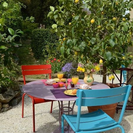 Bed and Breakfast Chez L'Antiquaire Hauterives Exterior foto