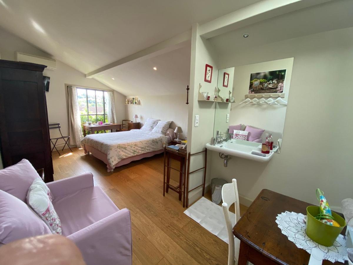 Bed and Breakfast Chez L'Antiquaire Hauterives Exterior foto