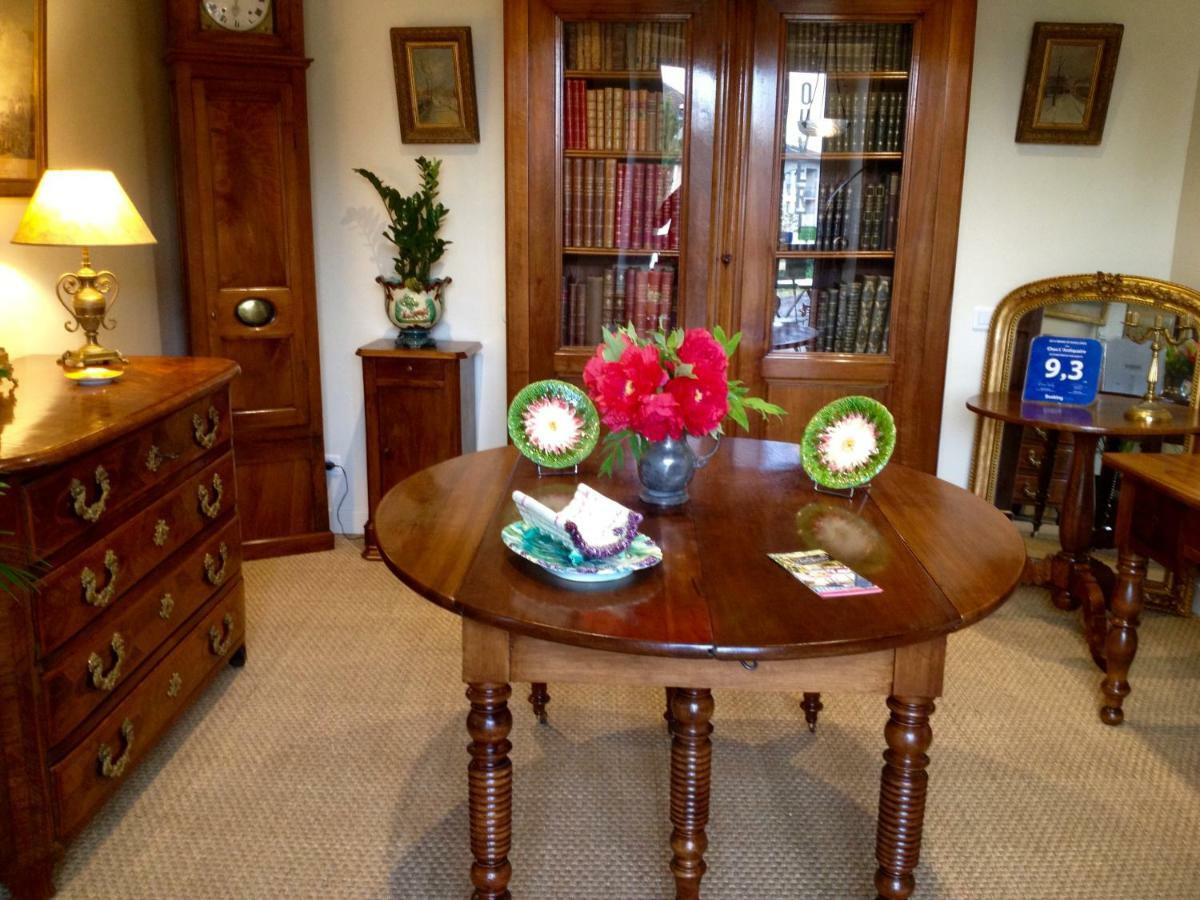 Bed and Breakfast Chez L'Antiquaire Hauterives Exterior foto