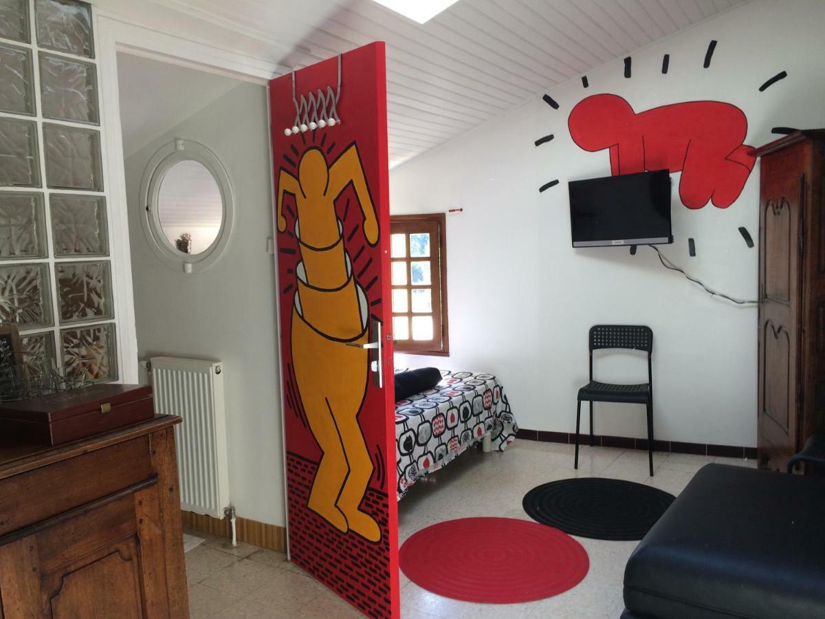 Bed and Breakfast Chez L'Antiquaire Hauterives Exterior foto